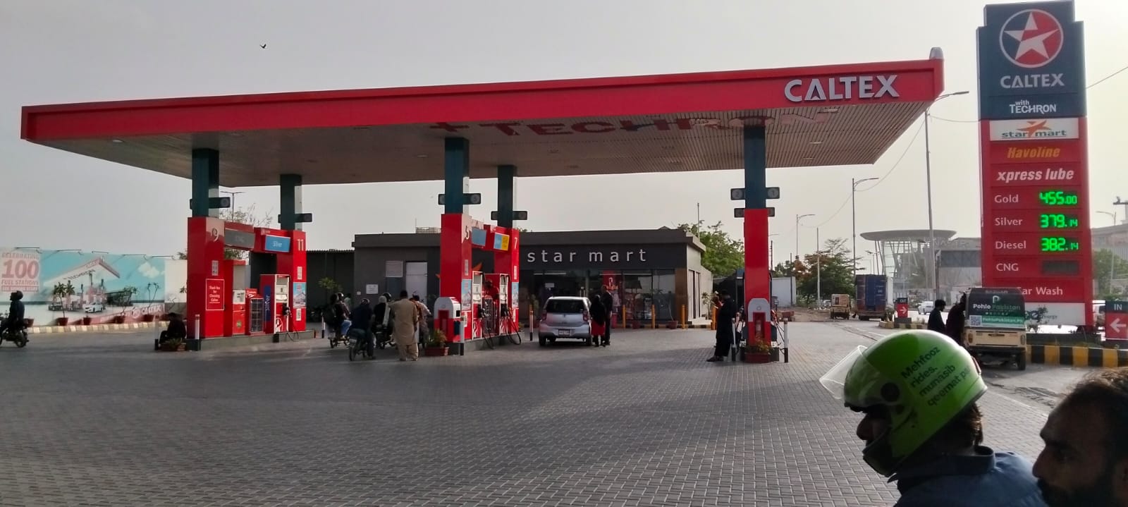Maryam Taj 126 Caltex Station Karachi